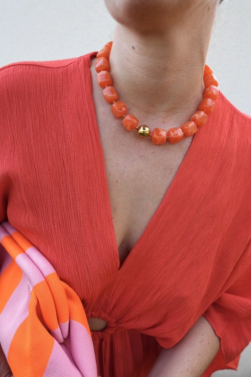 Collier perles orange