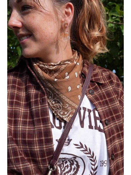 Bandana camel