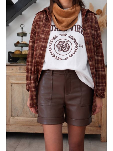 Short simili Boston
